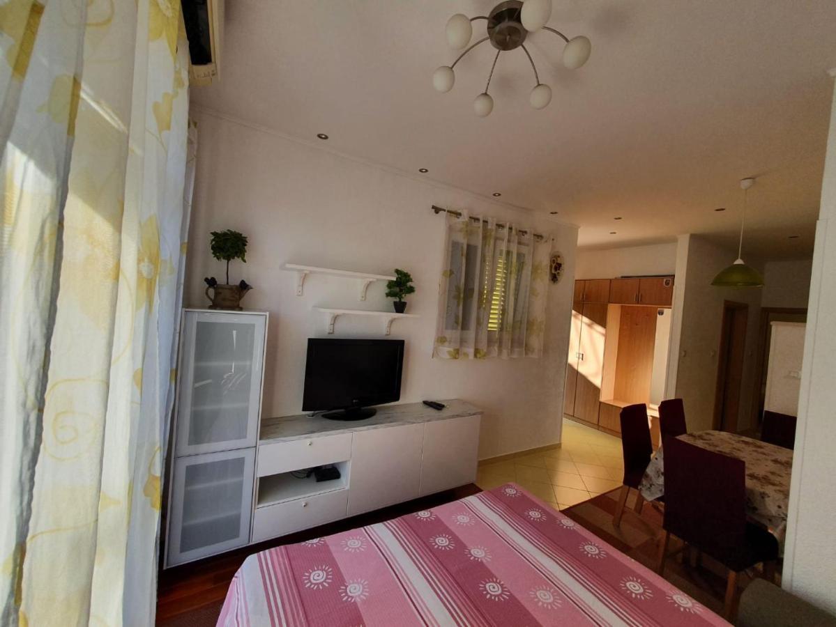Bugenvilija Duće Dış mekan fotoğraf